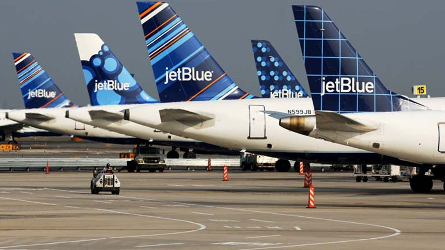 JetBlue tailfins